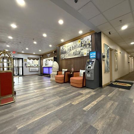 Super 8 By Wyndham Uniontown Pa Hotell Eksteriør bilde