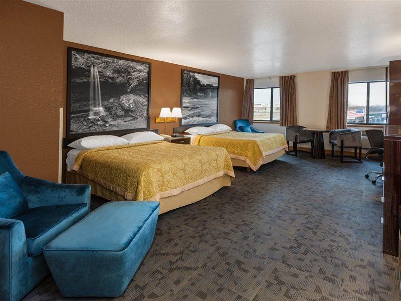 Super 8 By Wyndham Uniontown Pa Hotell Eksteriør bilde